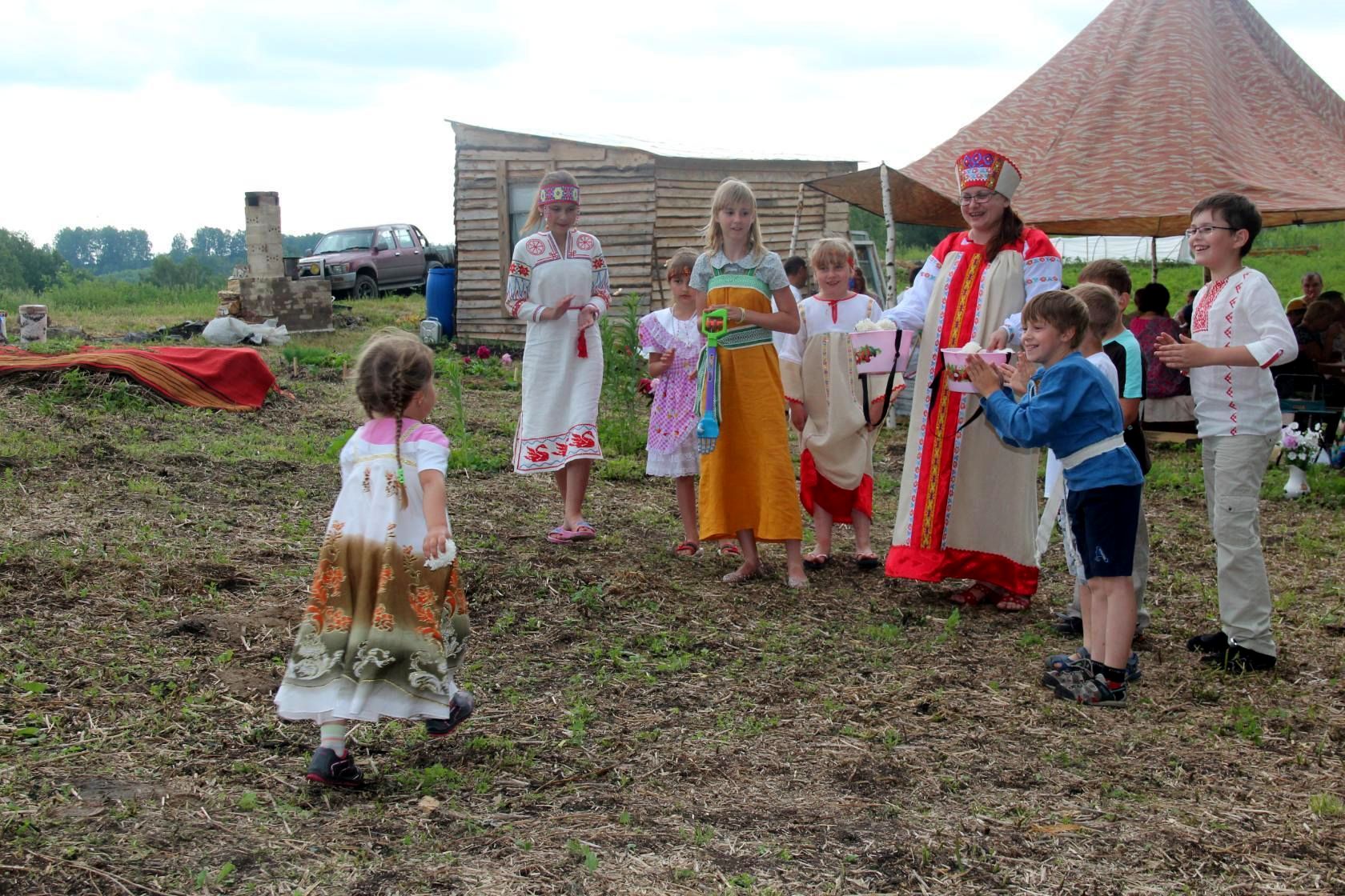 Погода в сар саре районе. Сары Чумыш поселок. Деревня верх Чумыш. Лесная Поляна в Чумыше.