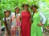 В поселении родовых поместий Староселье звучат языки народов мира 