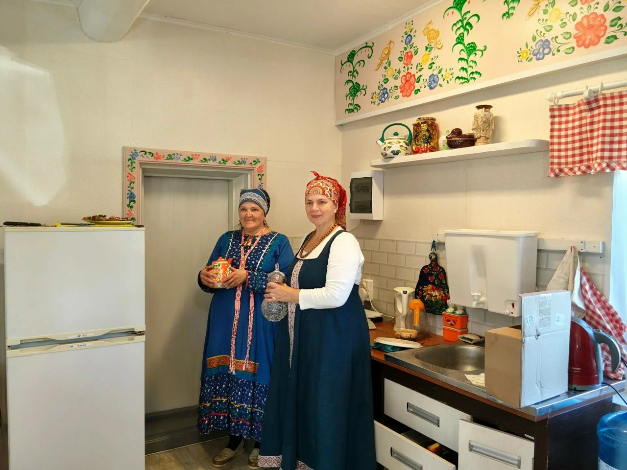 Терем мастеров открылся в поселении Никольское (3).jpg Терем мастеров открылся в поселении Никольское (3).jpg