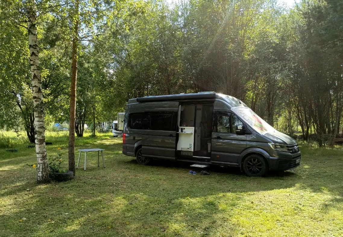 Первый караван зарубежных автотуристов в Россию (2).jpg Первый караван зарубежных автотуристов в Россию (2).jpg